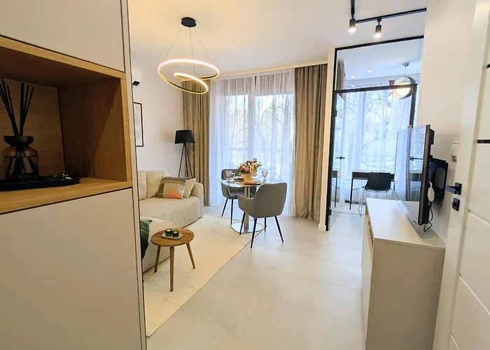 Urban Nest Grabiszynska *